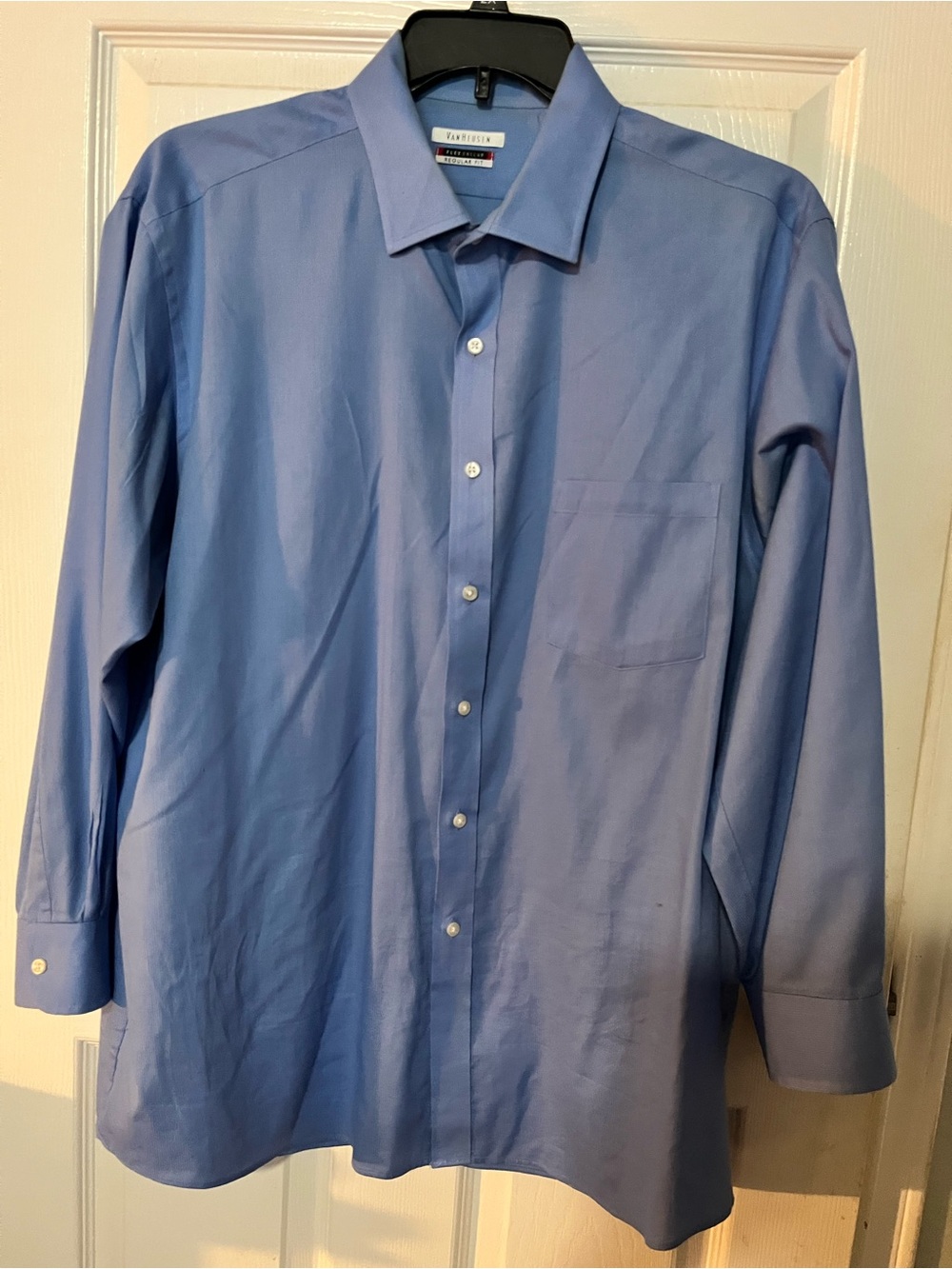 Van Heusen Light Blue Long-Sleeve Dress Shirt